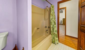 519 Country Club Dr W, Arapahoe, NC 28510