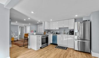 382 Spring St 1, Newport, RI 02840