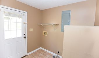 145 N Clemson Dr, Barnwell, SC 29812