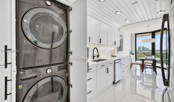 2800 ISLAND BL 904, Aventura, FL 33160
