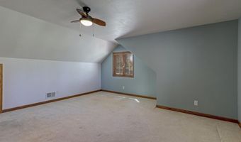 2207 S GLADYS Ave, Appleton, WI 54915
