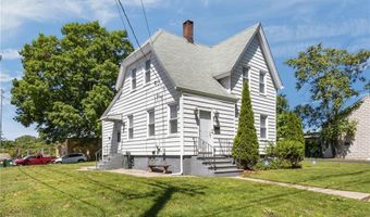 9 Gardner Ave, Cranston, RI 02910