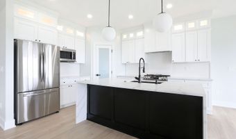 460 NE Monarch Dr, Polk City, IA 50226