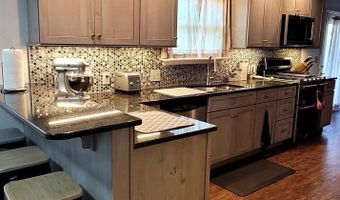 3 Country Oaks Dr, Barboursville, WV 25504