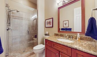 870 Legacy Rdg, Algonquin, IL 60102
