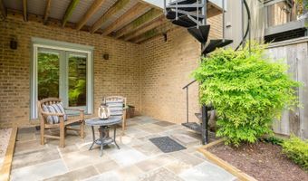 3814 N RICHMOND St, Arlington, VA 22207