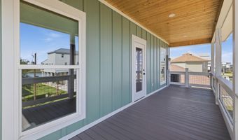 4062 Devon St, Bay St. Louis, MS 39520