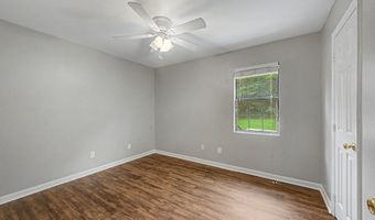 107 Clinton Ln, Albany, GA 31701
