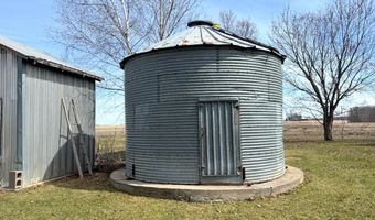 820 14th Ave, Almena, WI 54805