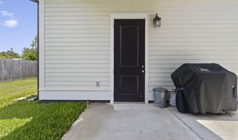 205 Caron Ln, Bay St. Louis, MS 39520