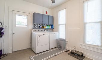 306 N JEFFERSON St, Abingdon, IL 61410
