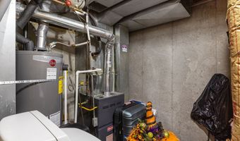 9976 N OAK Rd W, Cedar Hills, UT 84062