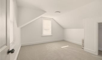 292 Sowams Rd, Barrington, RI 02806