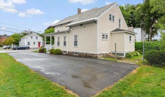 211 School St, Bennington, VT 05201