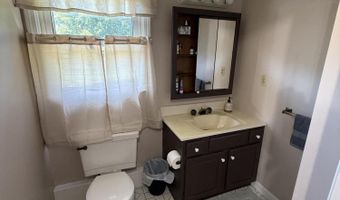 1420 Collinstown Rd, Appleton, ME 04862