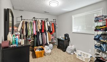 4938 Freedom Ave, Chubbuck, ID 83202