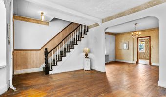 125 W 13TH St, Bayonne, NJ 07002