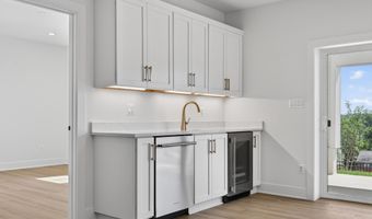 861 N MANCHESTER St, Arlington, VA 22205