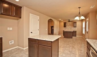 1906 Cypress St, Bentonville, AR 72713
