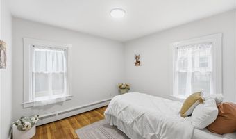 461 River Rd, Lincoln, RI 02865