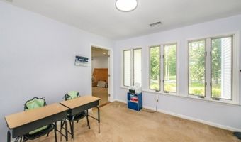 2 Higgins Dr, Alloway, NJ 07462
