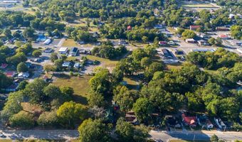 240 N Main St, Adairville, KY 42202