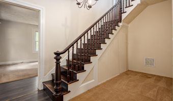 17308 QUEEN ANNE BRIDGE Rd, Bowie, MD 20716