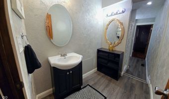 8023 Railroad Rd, Indianapolis, IN 46217