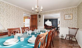 418 Woodcrest Ln, Albemarle, NC 28001