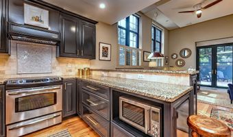 1 Indian Neck Ave 4, Branford, CT 06405