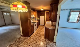 2543 Burlingham Dr, Ashtabula, OH 44004