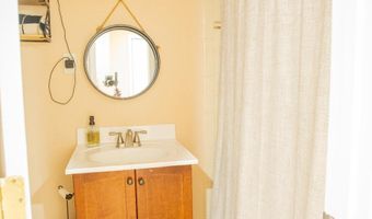 3913 Q St SE, Washington, DC 20020