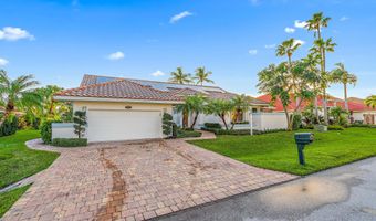 8828 SE Water Oak Pl, Tequesta, FL 33469