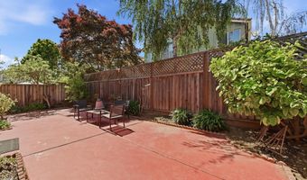 17 Miranda Ct, Alameda, CA 94502