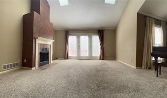 693 Elmwood Pt, Aurora, OH 44202
