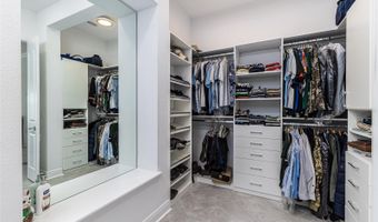 5330 SILVER SUN Dr, Apollo Beach, FL 33572