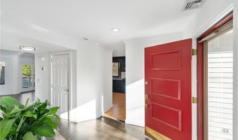 15 Hammersmith Rd 31A, Newport, RI 02840