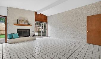 909 Lynnwood Ct, Bartlesville, OK 74006