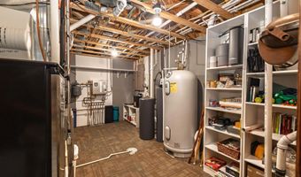 2111 Robins Nest SE, Alexandria, MN 56308