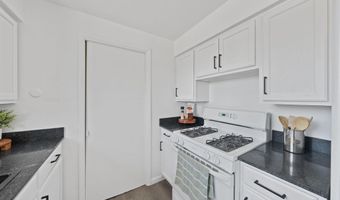 335 Mccart St, Fernley, NV 89408