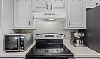 813 E 2nd St, Weatherford, TX 76086