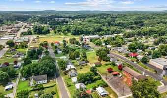 802 Amherst Ave, Altavista, VA 24517