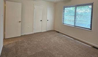 1108 ROCKINGHAM St, Arlington, VA 22205