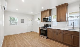 1219 Hoover St B, Los Angeles, CA 90029