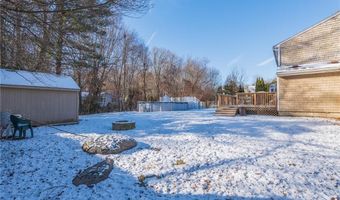 4 Country View Dr, Coventry, RI 02816