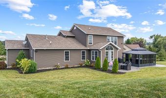 2480 Orchard Spring Cir, Alliance, OH 44601