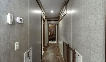 326 Lake Harbor Rd, Brandon, MS 39047