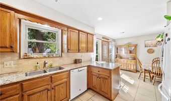 1321 Quail Run Cir, Bentonville, AR 72712