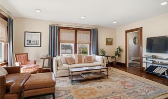 47 Hyland Ave, East Greenwich, RI 02818