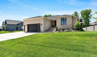 1605 N Lakeside Dr, Andover, KS 67002